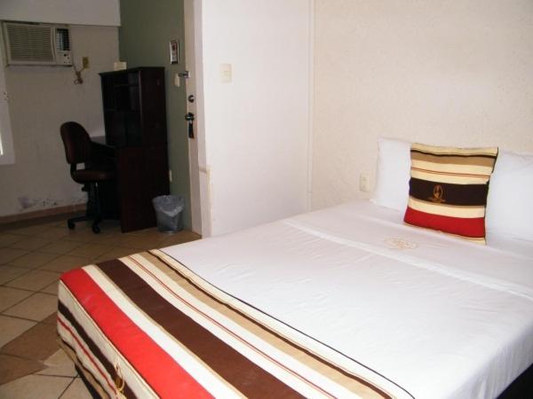 Madero Suites كواتزاكوالكوس الغرفة الصورة