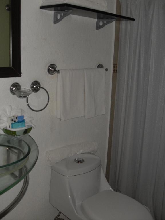Madero Suites كواتزاكوالكوس الغرفة الصورة