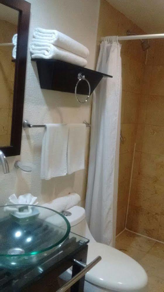 Madero Suites كواتزاكوالكوس المظهر الخارجي الصورة