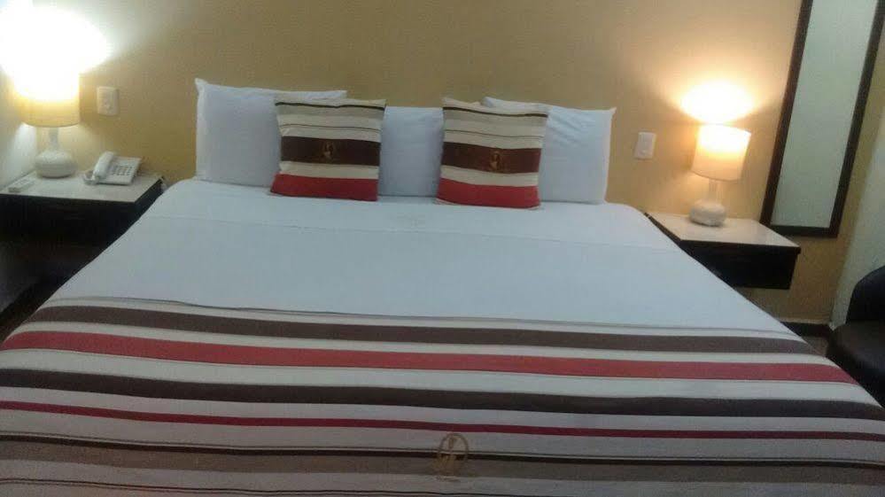 Madero Suites كواتزاكوالكوس المظهر الخارجي الصورة